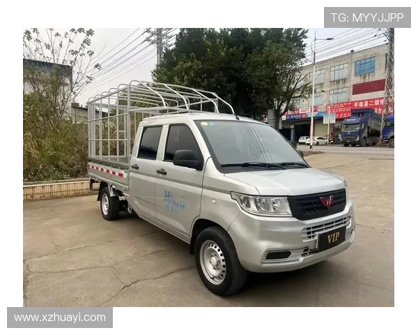 1.8L汽油机125马力，五菱荣光新卡小巧车身更灵活